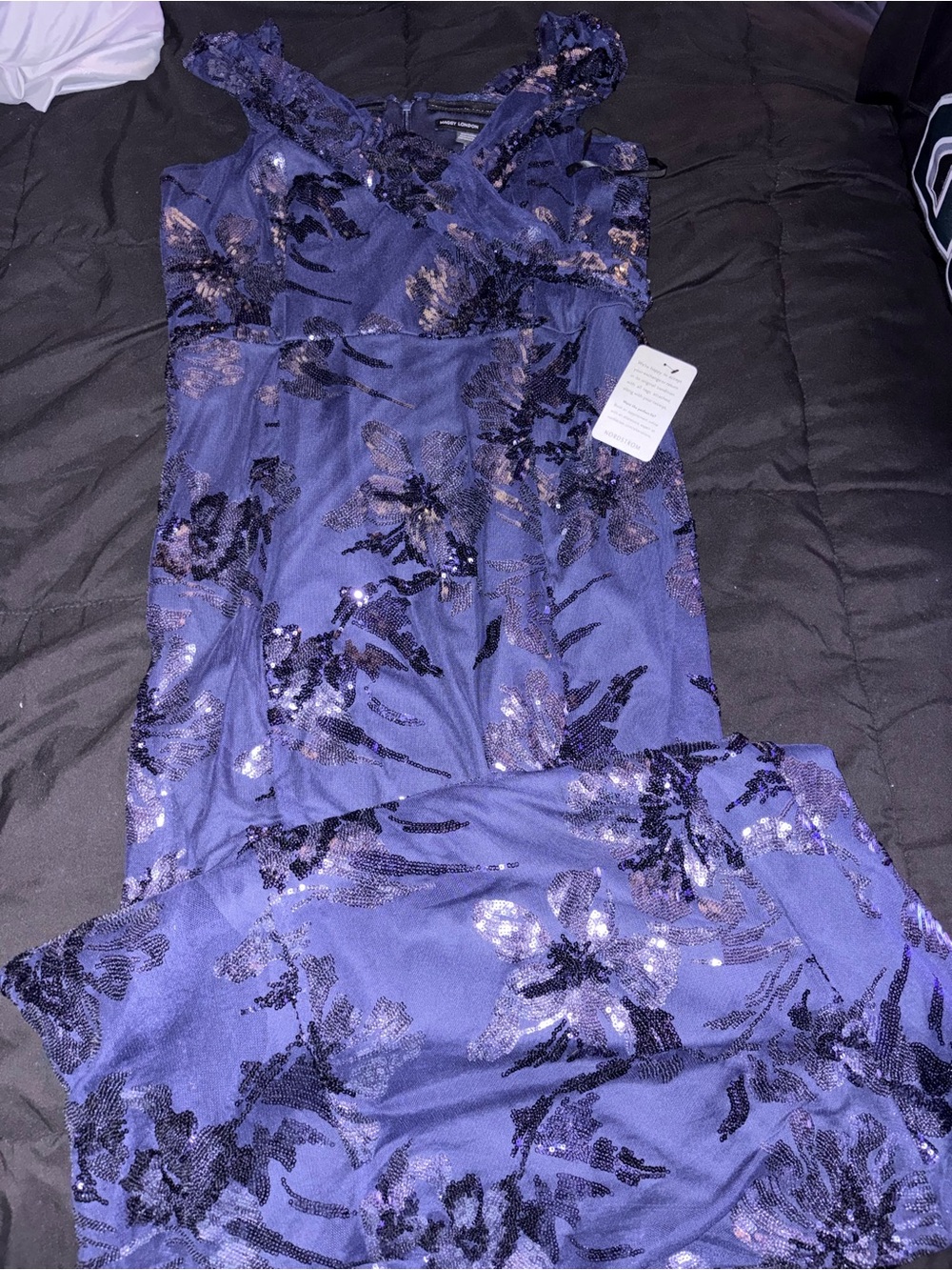 Maggy London floral seaquin evening gown size 14 NWT